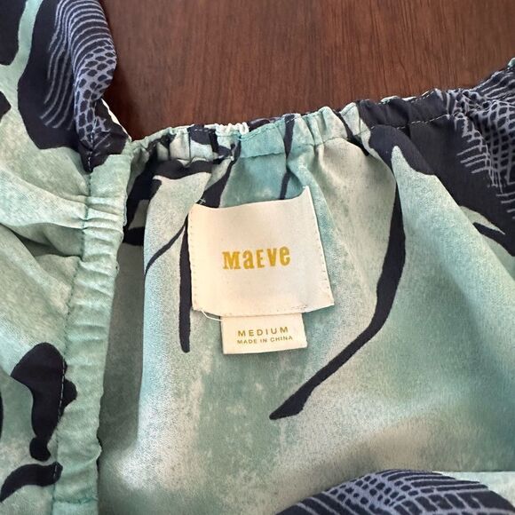 Anthropologie Mauve Islander, blue floral blouse. - Picture 3 of 5